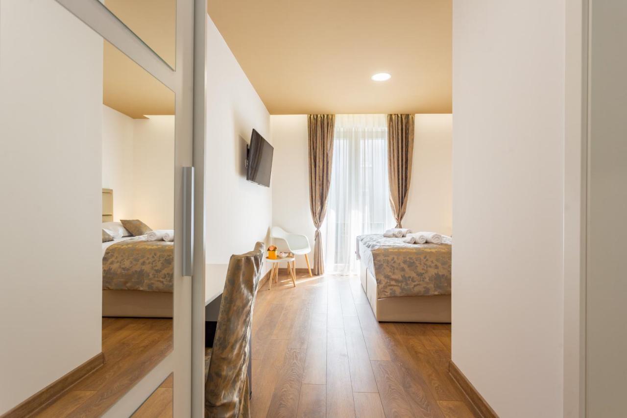 Luxury Rooms Fetivi Split Buitenkant foto